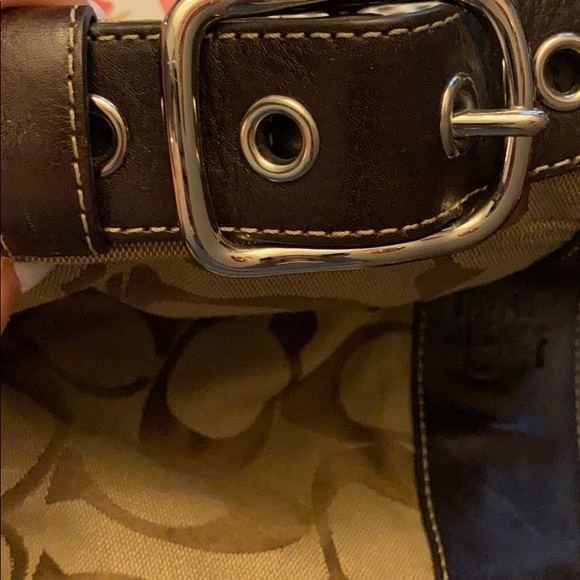 Coach Signature Hobo Purse - Picture 6 of 6